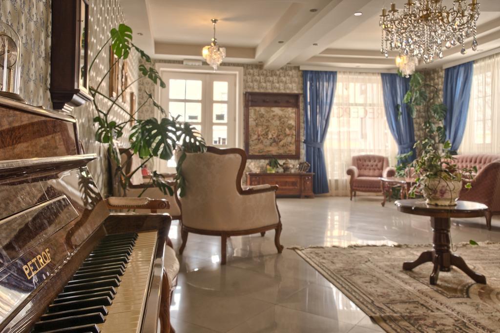 Hotel Kralj Vrnjačka Banja Buitenkant foto